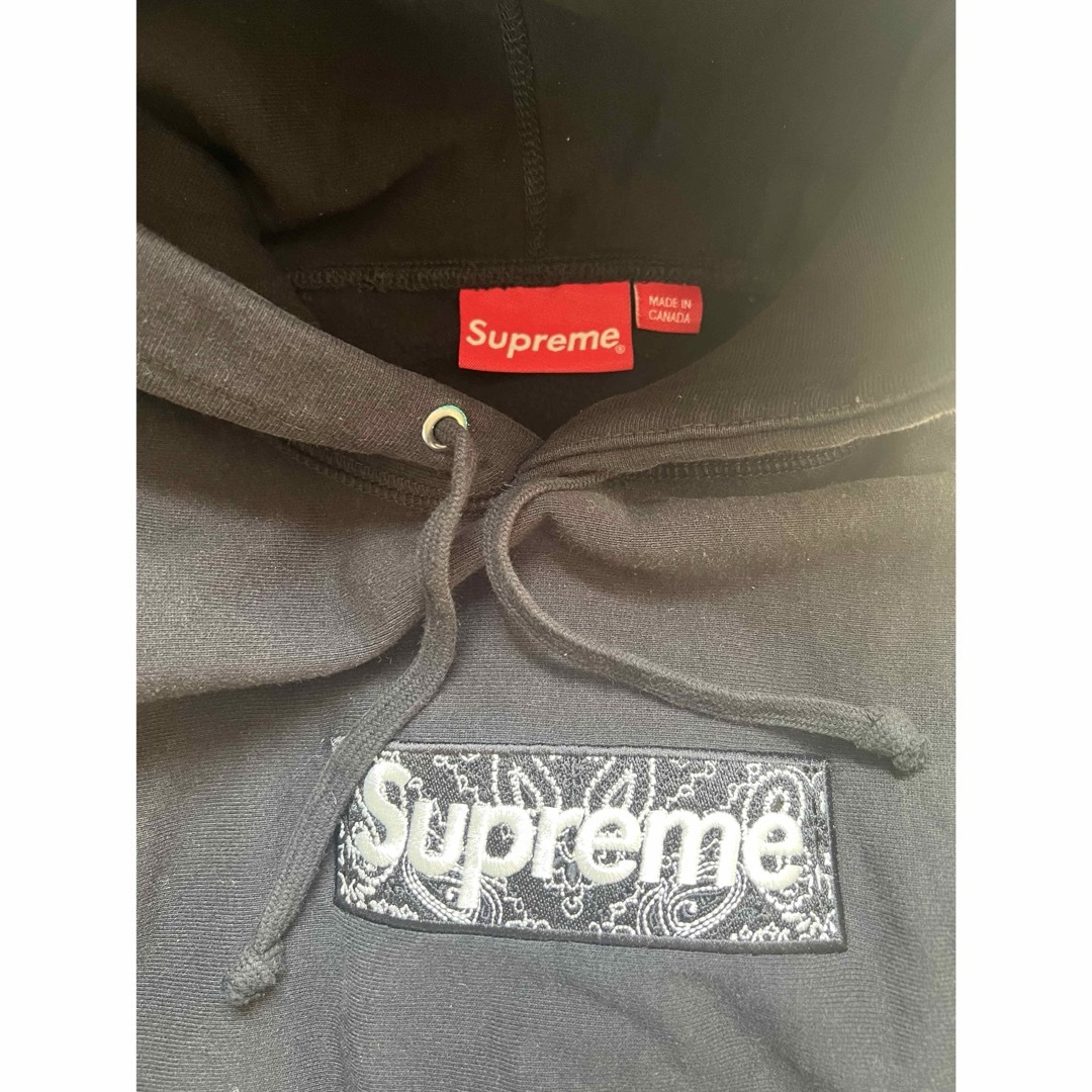 Supreme(シュプリーム)の19aw SUPREME Bandana Box Logo Hooded メンズのトップス(パーカー)の商品写真