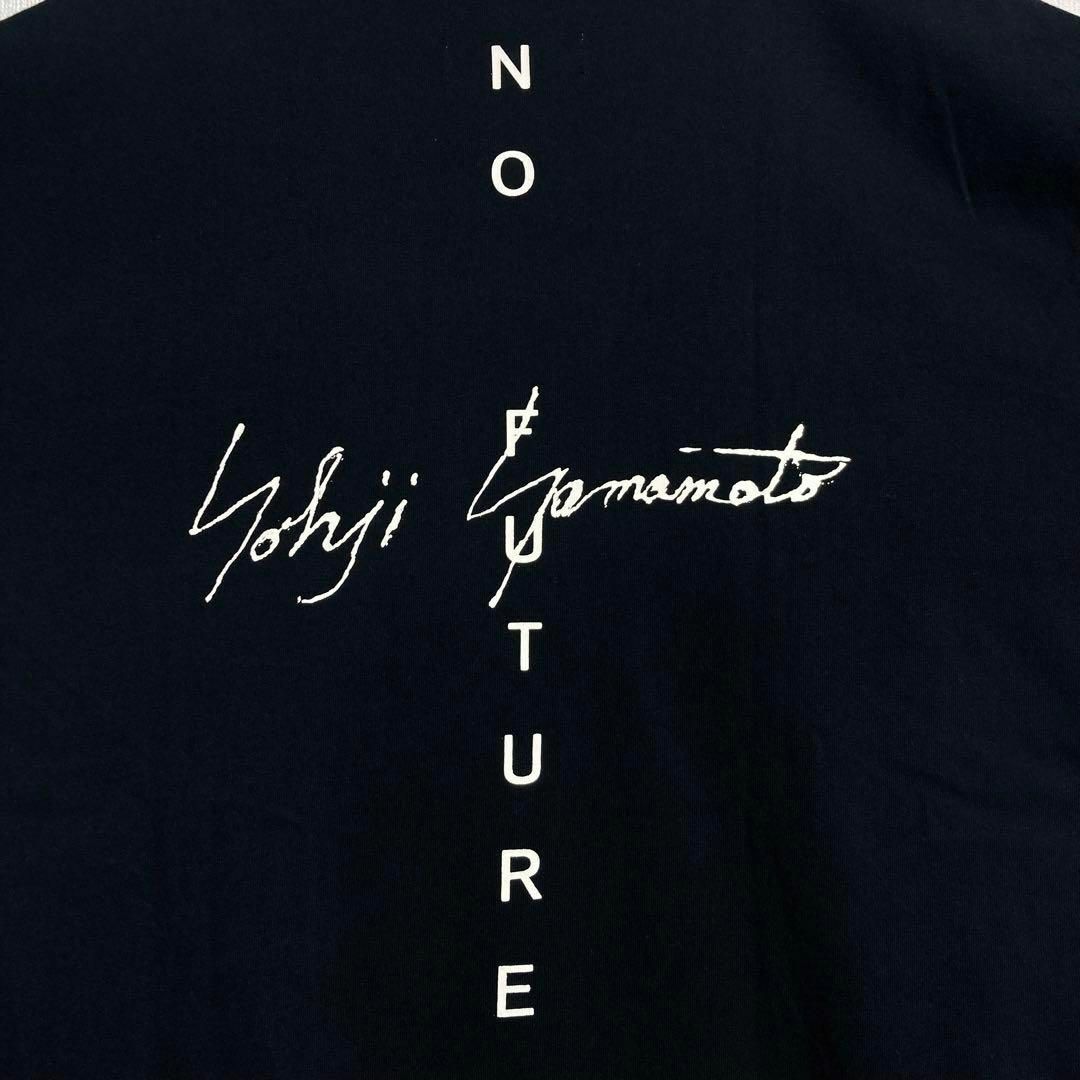 Yohji Yamamoto(ヨウジヤマモト)の【限定コラボ】ヨウジヤマモト×ニューエラ　バックロゴ　Ｔシャツ　美品　XL メンズのトップス(Tシャツ/カットソー(半袖/袖なし))の商品写真