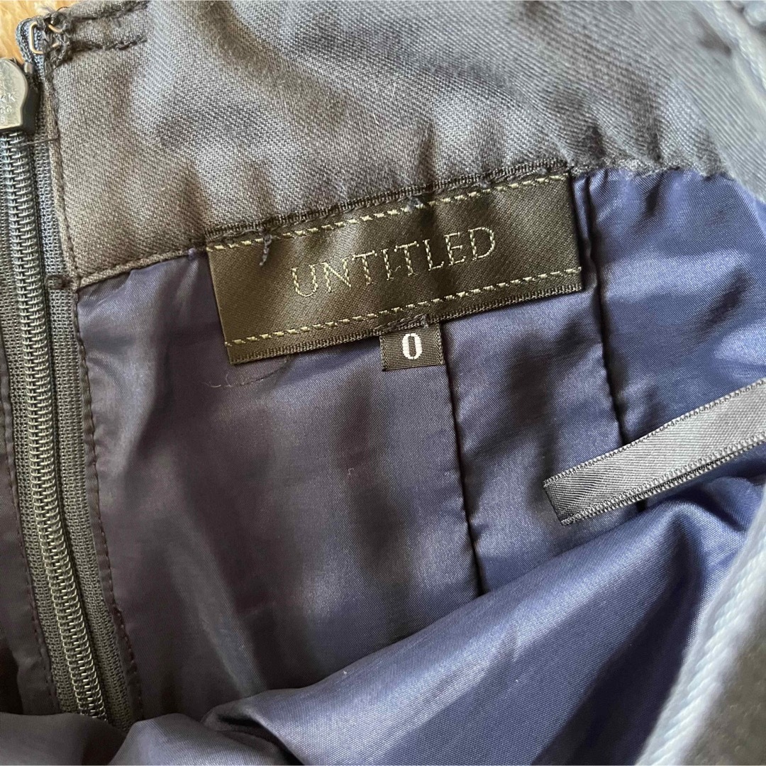 UNTITLED(アンタイトル)のuntitled  タイトスカート　スーツスカート レディースのスカート(ひざ丈スカート)の商品写真