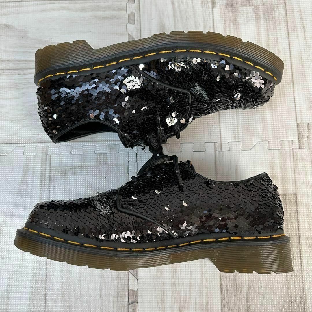 Dr.Martens(ドクターマーチン)の箱付き ドクターマーチン SEQN シークイン 3ホール スパンコール 23cm レディースの靴/シューズ(ローファー/革靴)の商品写真