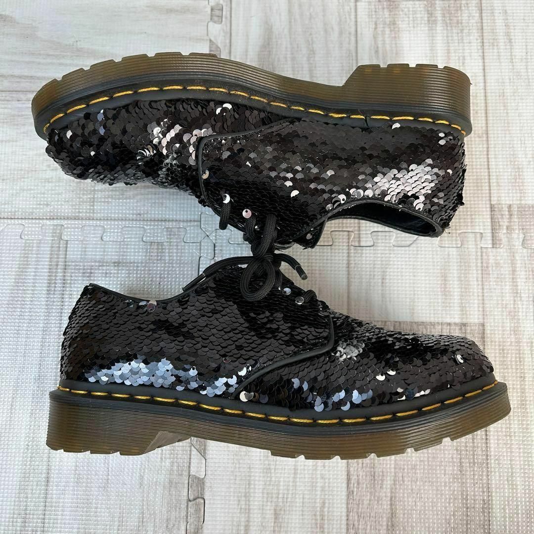 Dr.Martens(ドクターマーチン)の箱付き ドクターマーチン SEQN シークイン 3ホール スパンコール 23cm レディースの靴/シューズ(ローファー/革靴)の商品写真