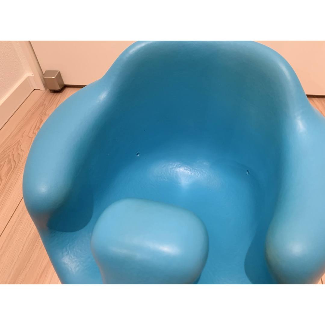 Bumbo(バンボ)のBumbo バンボ ベビー椅子 チェア ローチェア 2個 双子 セット おまとめ キッズ/ベビー/マタニティのキッズ/ベビー/マタニティ その他(その他)の商品写真