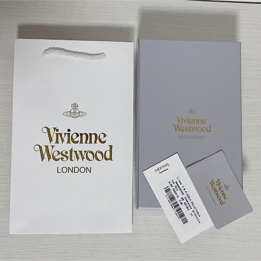 Vivienne Westwood(ヴィヴィアンウエストウッド)の【新品未使用】VivienneWestwood　長財布　マルチカラー　レディース レディースのファッション小物(財布)の商品写真