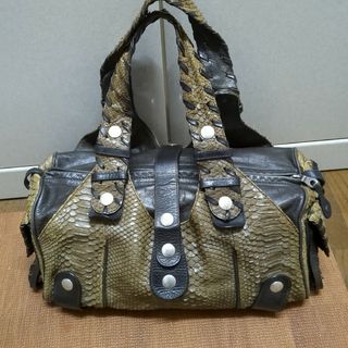 Chloe - 売り切り最終価格！クロエ　シルベラードパイソン  トートバック