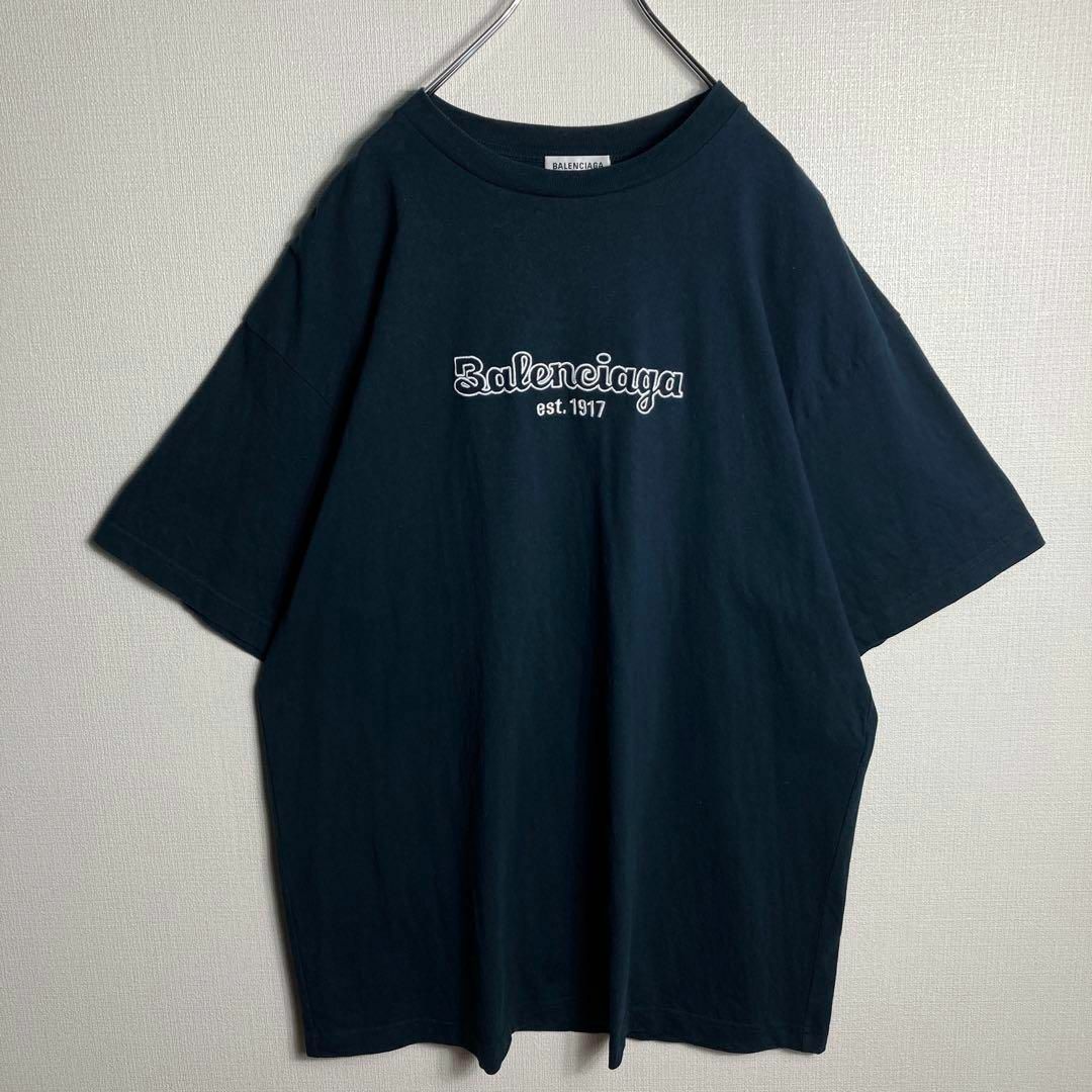 Balenciaga(バレンシアガ)の【美品】バレンシアガ　センター刺繍ロゴTシャツ　EST1917　紺　ネイビー メンズのトップス(Tシャツ/カットソー(半袖/袖なし))の商品写真