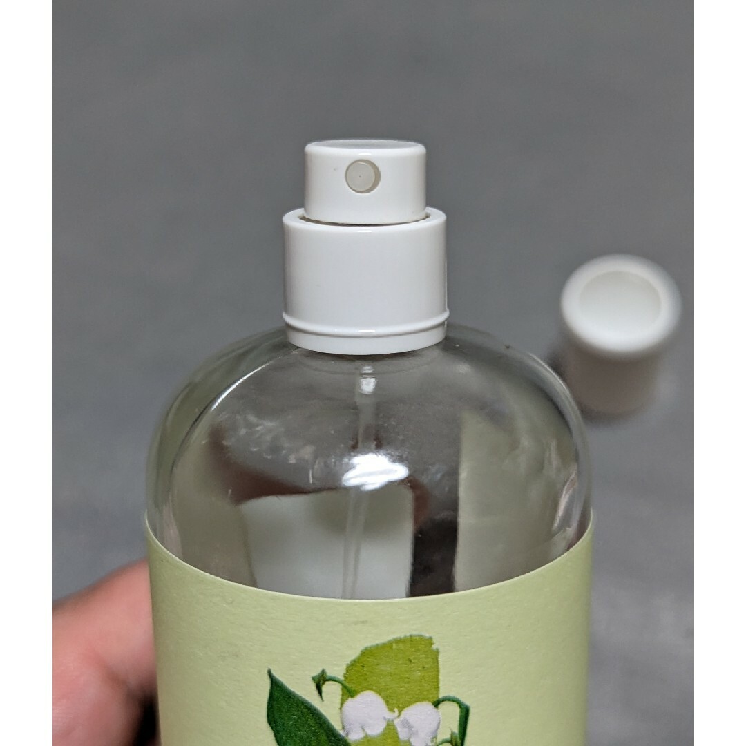 Yves Rocher(イヴロシェ)のイヴロシェオーフレッシュミュゲ100ml コスメ/美容の香水(香水(女性用))の商品写真