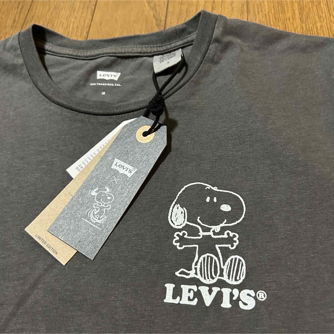 Levi's(リーバイス)の日本サイズL！リーバイス×PEANUTS (スヌーピー )古着半袖Tシャツ メンズのトップス(Tシャツ/カットソー(半袖/袖なし))の商品写真