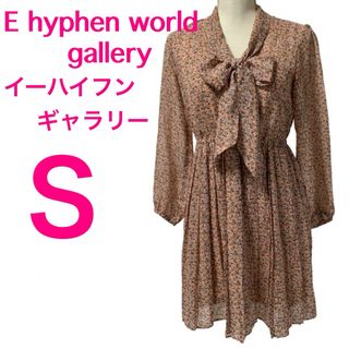 イーハイフンワールドギャラリー(E hyphen world gallery)のE hyphen world gallery【美品】ワンピース花柄前リボン☆(ひざ丈ワンピース)