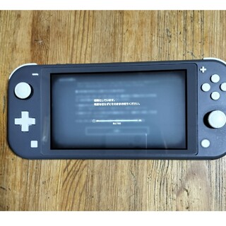 ニンテンドースイッチ(Nintendo Switch)のスイッチライト本体のみ(携帯用ゲーム機本体)
