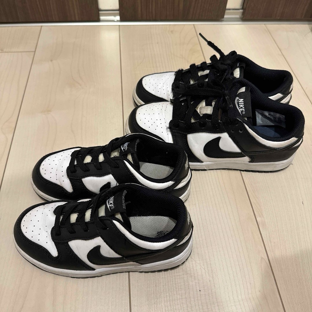 NIKE(ナイキ)のNIKE ダンクロー　ブラック　ホワイト　パンダ　16㎝　20.5㎝ キッズ/ベビー/マタニティのキッズ靴/シューズ(15cm~)(スニーカー)の商品写真