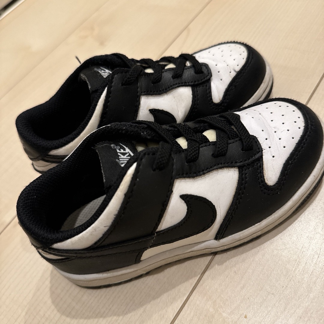 NIKE(ナイキ)のNIKE ダンクロー　ブラック　ホワイト　パンダ　16㎝　20.5㎝ キッズ/ベビー/マタニティのキッズ靴/シューズ(15cm~)(スニーカー)の商品写真