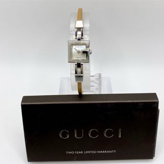 Gucci - GUCCI グッチ ミニ ブレスウォッチ 102スクエアQZホワイトシェル文字盤