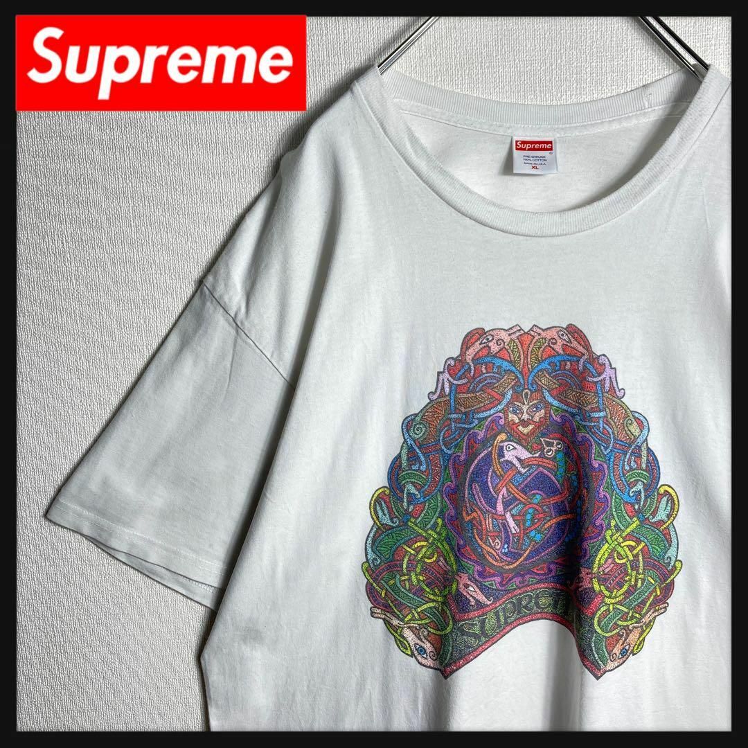 Supreme(シュプリーム)の【希少XLサイズ】シュプリーム　ワンポイントロゴ入り定番カラーTシャツ　人気 メンズのトップス(Tシャツ/カットソー(半袖/袖なし))の商品写真