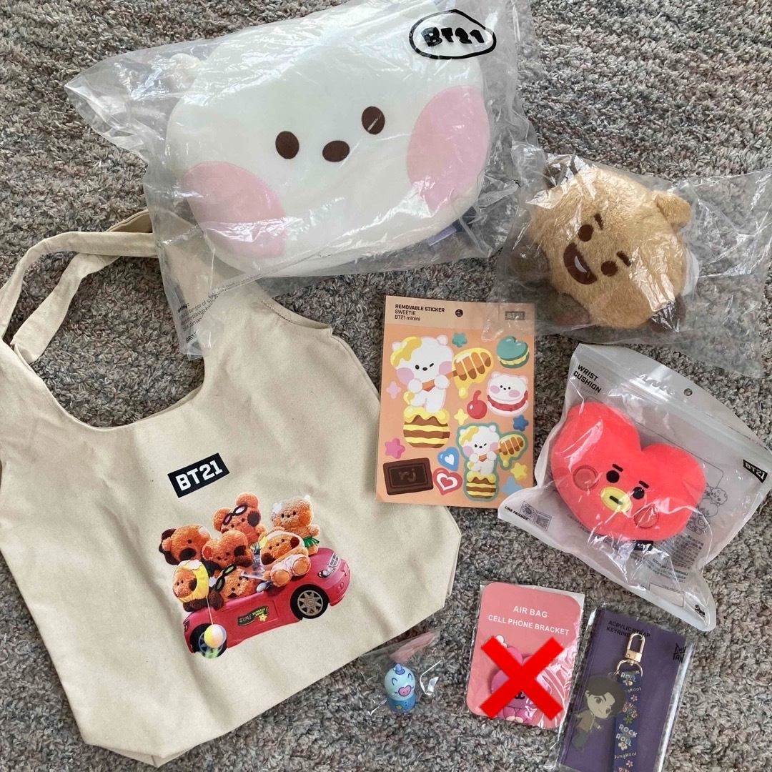 BT21(ビーティーイシビル)のBT21グッズ 7点まとめ売りセット BTS エンタメ/ホビーのおもちゃ/ぬいぐるみ(キャラクターグッズ)の商品写真