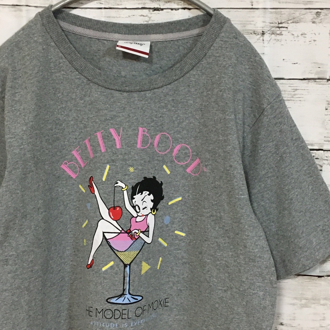 Betty Boop(ベティブープ)の【希少】ベティブープ Betty Tシャツ M グレー カットソー 古着 メンズのトップス(Tシャツ/カットソー(半袖/袖なし))の商品写真