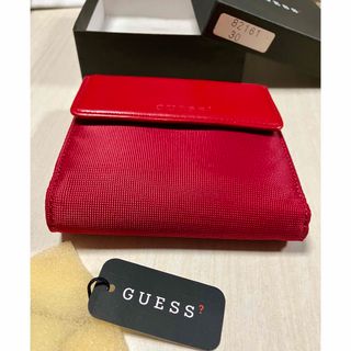 ゲス(GUESS)のゲス 二つ折り　牛革財布 未使用  ウォレット 財布 小銭入れ  GUESS(財布)