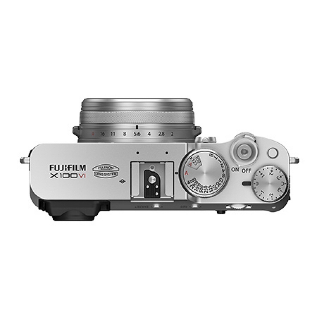 富士フイルム(フジフイルム)のFUJIFILM X100VI シルバー 富士フイルム デジタルカメラ スマホ/家電/カメラのカメラ(コンパクトデジタルカメラ)の商品写真