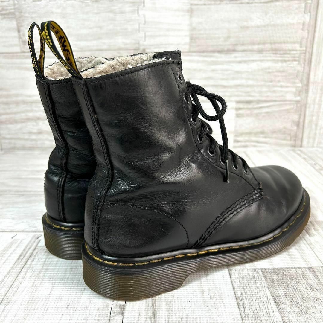 Dr.Martens(ドクターマーチン)のドクターマーチン Dr.Martens ✨ 8ホールブーツ SERENA ボア レディースの靴/シューズ(ブーツ)の商品写真