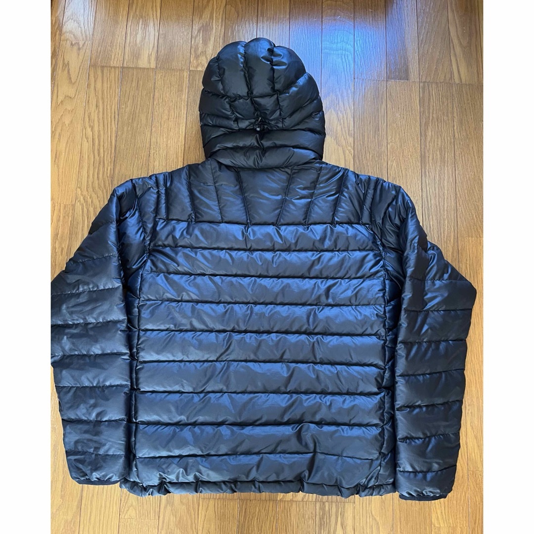 patagonia(パタゴニア)のpatagonia ダウンセーター ハーフジップジップ プルオーバー M メンズのジャケット/アウター(ダウンジャケット)の商品写真