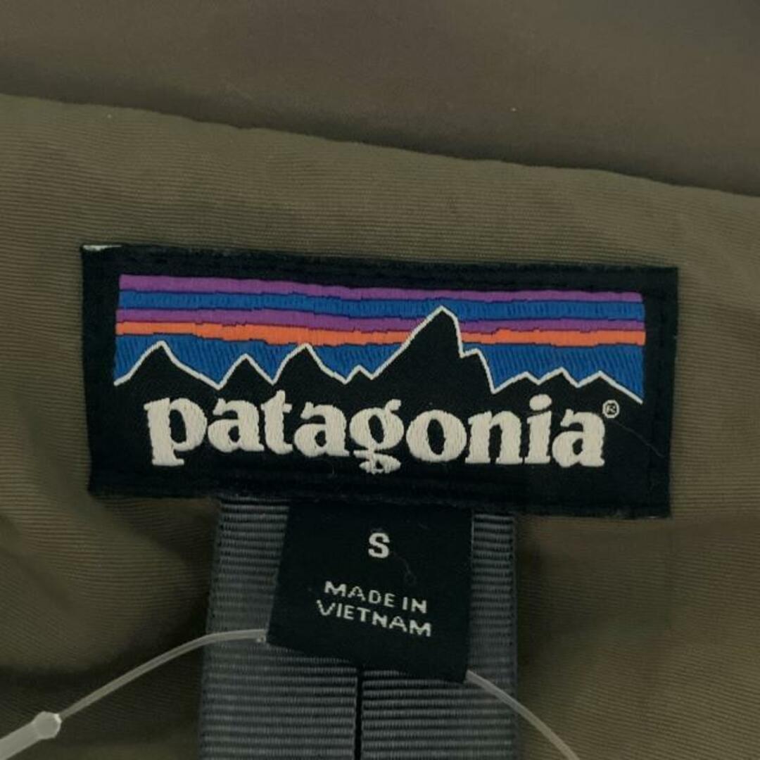 patagonia(パタゴニア)のPatagonia(パタゴニア) コート サイズS レディース - グレーベージュ×カーキ 長袖/ボア/冬 レディースのジャケット/アウター(その他)の商品写真