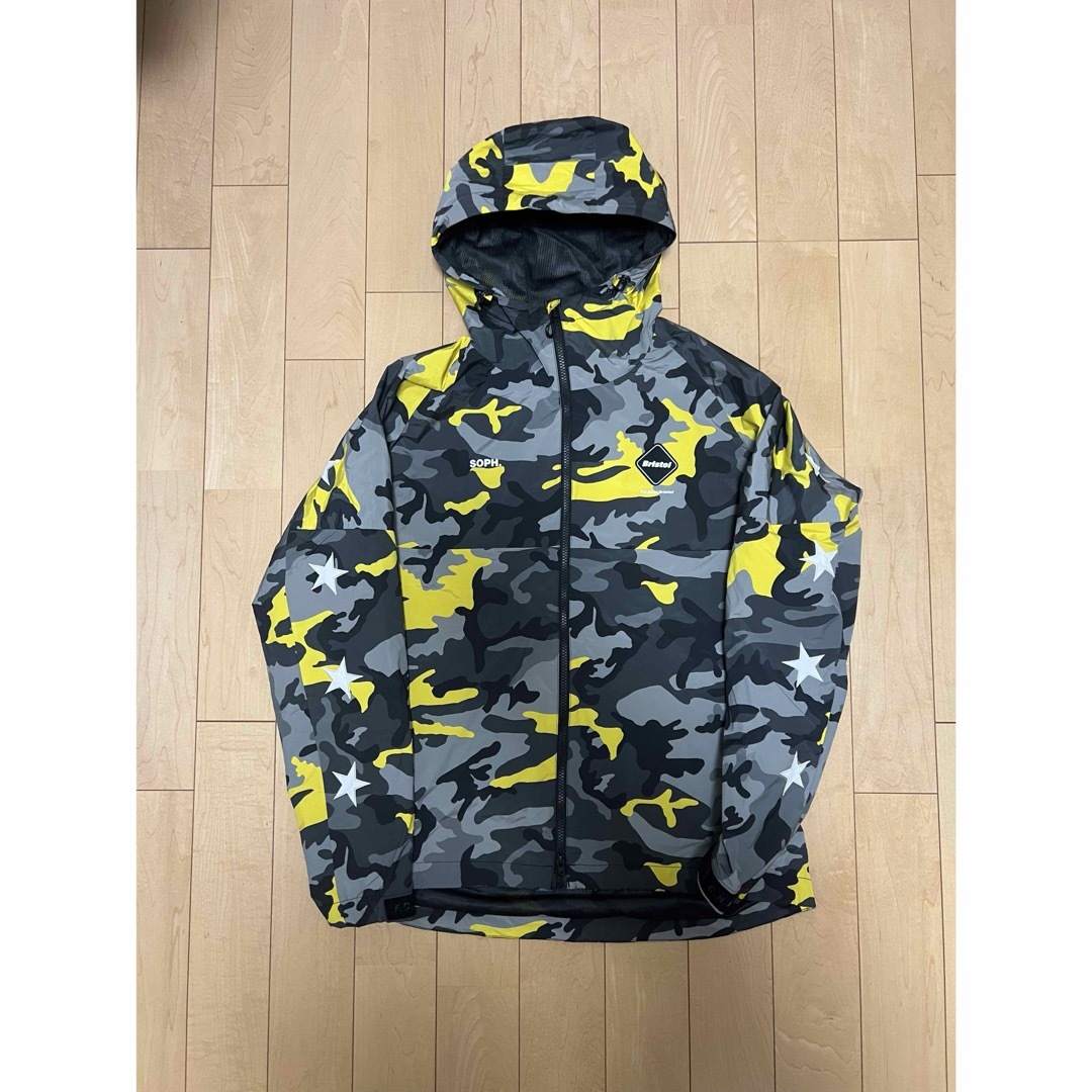 F.C.R.B.(エフシーアールビー)のFCRB CAMOUFLAGE TEAM JACKET 迷彩 F.C.R.B. メンズのジャケット/アウター(ナイロンジャケット)の商品写真