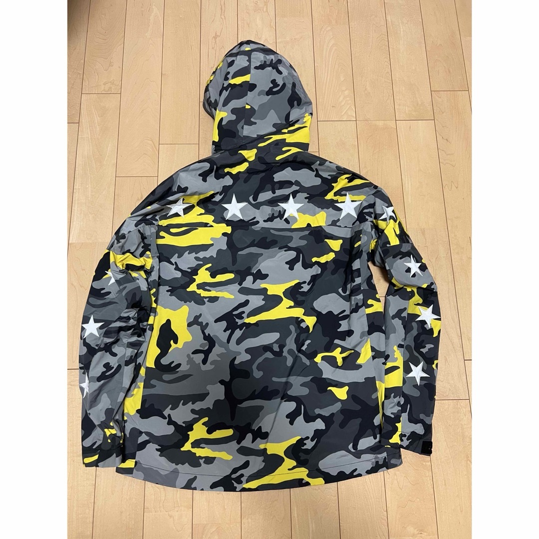 F.C.R.B.(エフシーアールビー)のFCRB CAMOUFLAGE TEAM JACKET 迷彩 F.C.R.B. メンズのジャケット/アウター(ナイロンジャケット)の商品写真