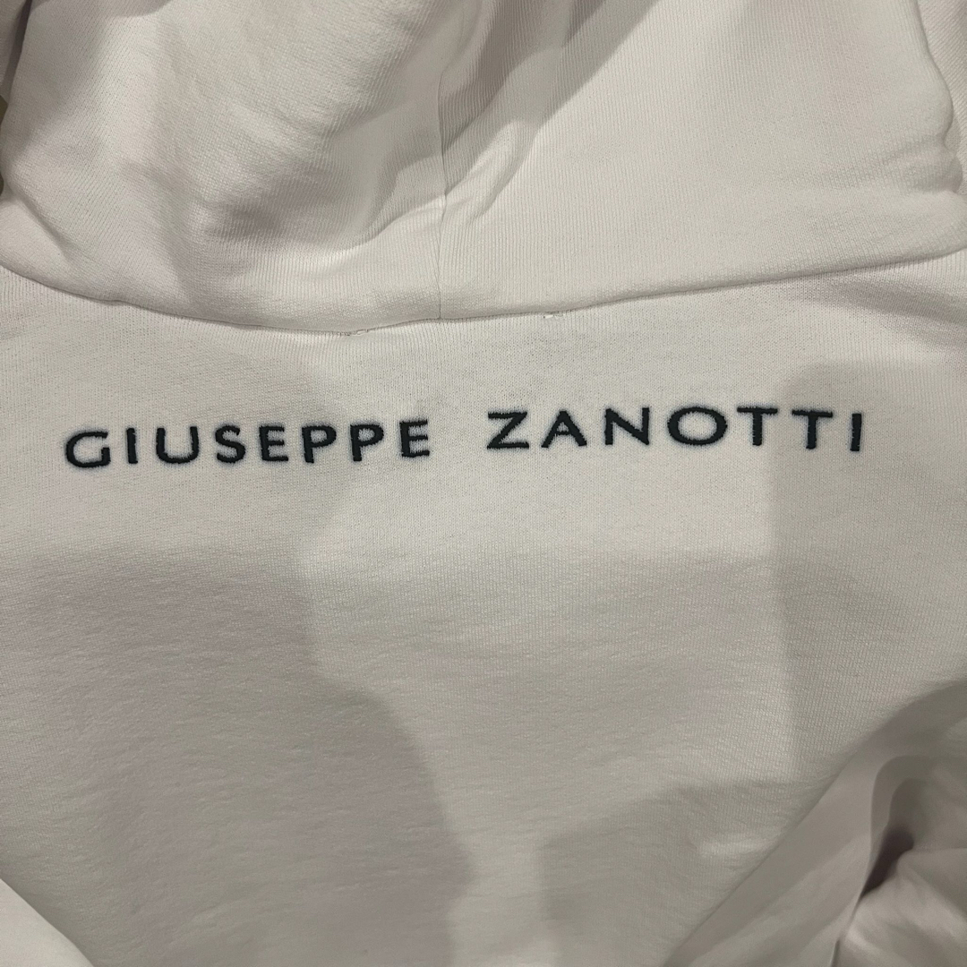 GIUZEPPE ZANOTTI(ジュゼッペザノッティ)のジュゼッペザノッティ パーカー　希少　フーディ　未使用❗️ メンズのトップス(パーカー)の商品写真