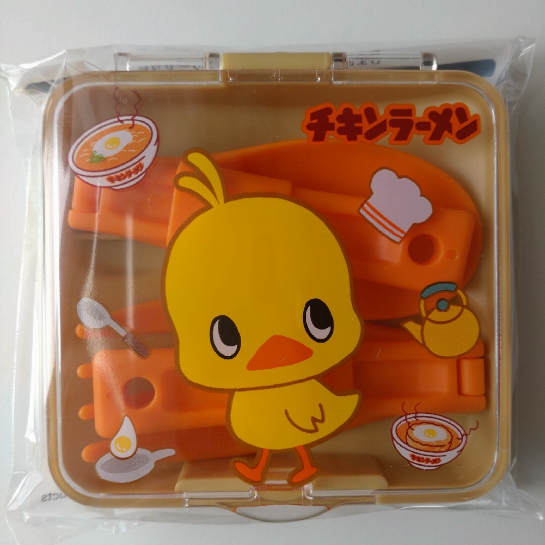 ひよこちゃんオリジナルカトラリーセット【非売品・未開封】チキンラーメン エンタメ/ホビーのコレクション(ノベルティグッズ)の商品写真