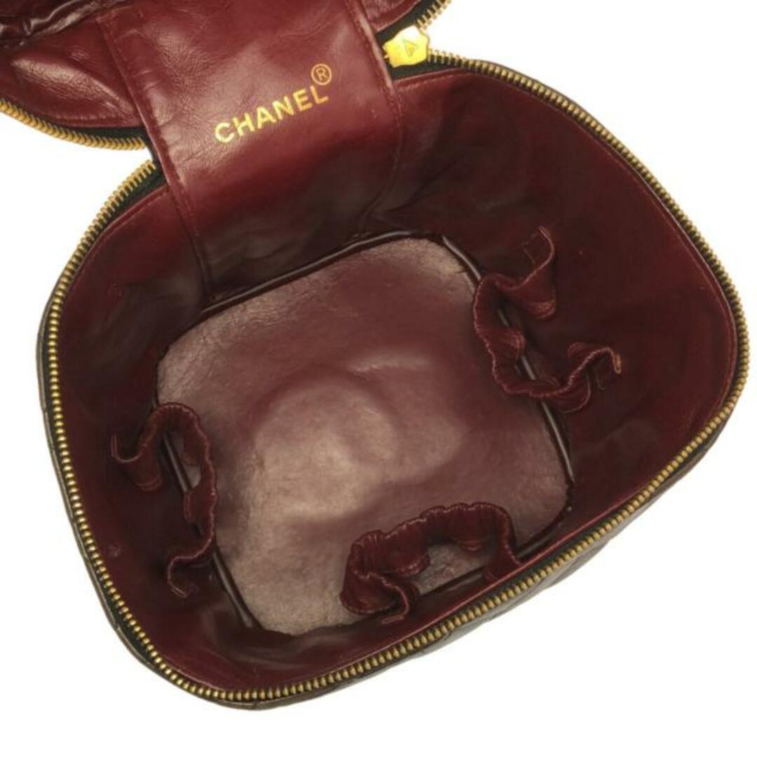 CHANEL(シャネル)のCHANEL(シャネル) バニティバッグ マトラッセ ダークブラウン ゴールド金具 ラムスキン レディースのバッグ(その他)の商品写真
