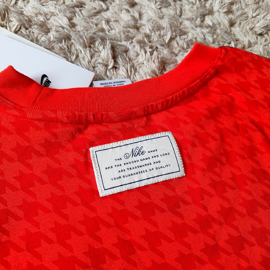 ナイキ Tシャツ 半袖 レディース スポーツウェア アイコン クラッシュ レディースのトップス(Tシャツ(半袖/袖なし))の商品写真