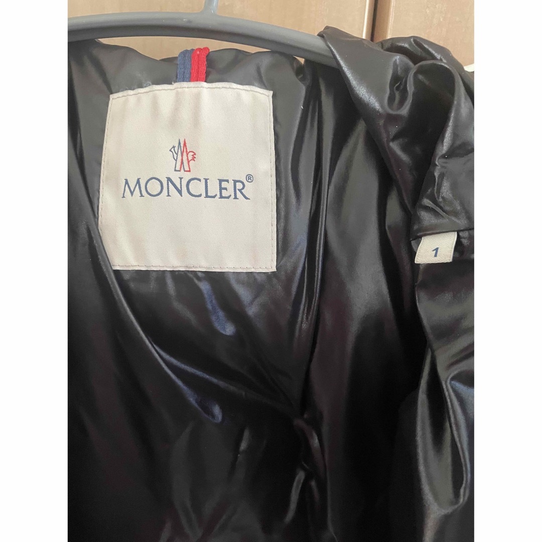 MONCLER(モンクレール)のモンクレール DUBOIS デュボア　ブラック　サイズ1 メンズのジャケット/アウター(ダウンジャケット)の商品写真