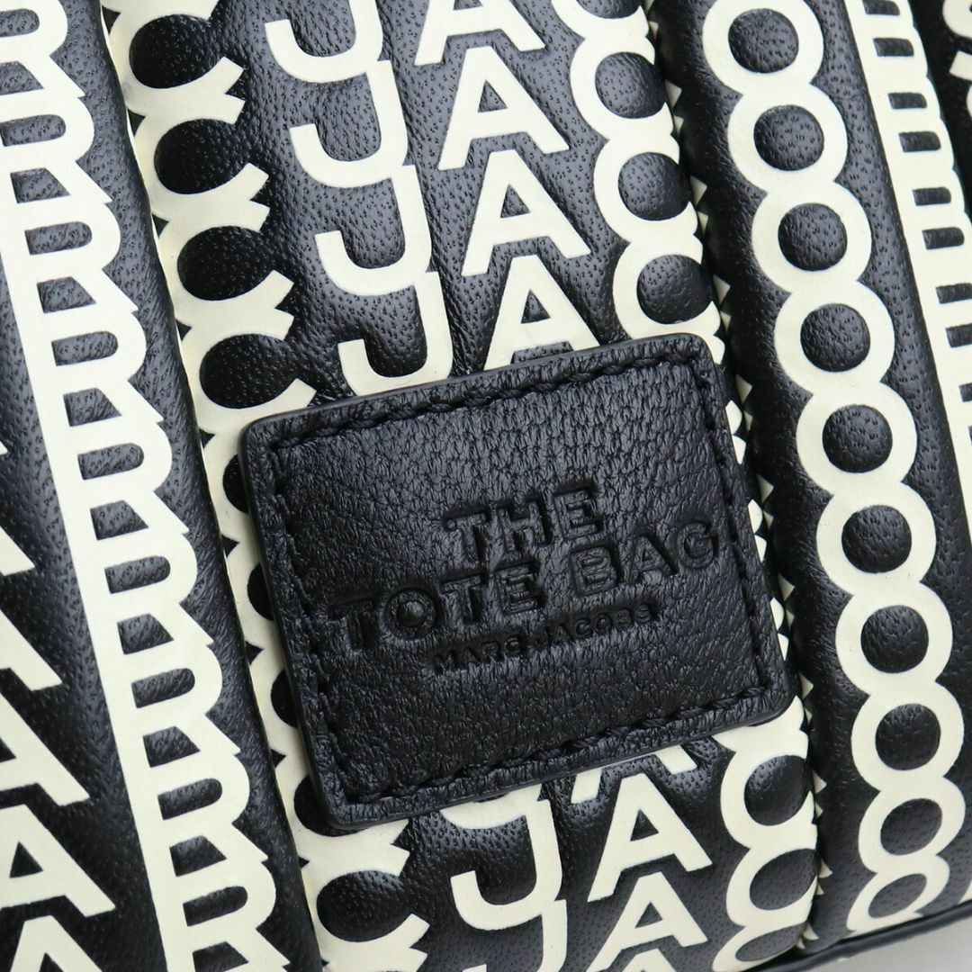 MARC JACOBS(マークジェイコブス)の【新品未使用】マークジェイコブス トートバッグ H052L03FA22 ブラック レディースのバッグ(トートバッグ)の商品写真