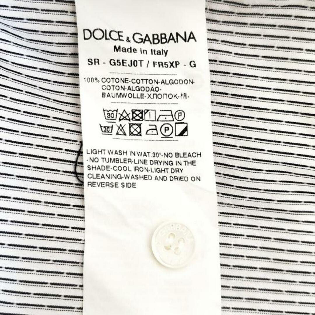 DOLCE&GABBANA(ドルチェアンドガッバーナ)のDOLCE&GABBANA(ドルチェアンドガッバーナ) 長袖シャツ サイズ37 メンズ美品  - 白×黒 ストライプ/GOLD メンズのトップス(シャツ)の商品写真