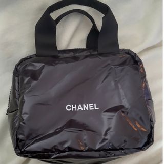 シャネル(CHANEL)のCHANEL コスメバック（ポーチ）黒 　エナメルタイプ(ポーチ)