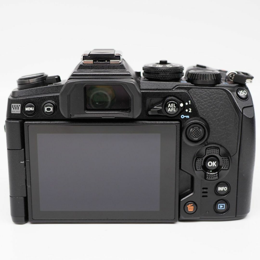 OLYMPUS(オリンパス)のOLYMPUS OM-D E-M1 MarkIII ボディ ブラック  スマホ/家電/カメラのカメラ(ミラーレス一眼)の商品写真