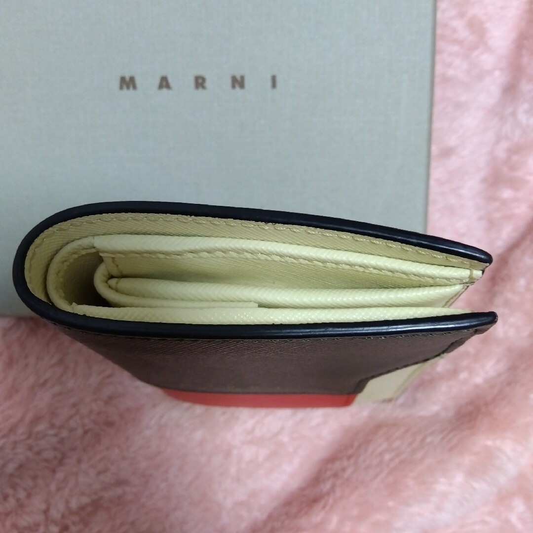 Marni(マルニ)のMARNI マルニ コンパクトウォレット 二つ折り財布 ミニ財布 メンズのファッション小物(折り財布)の商品写真