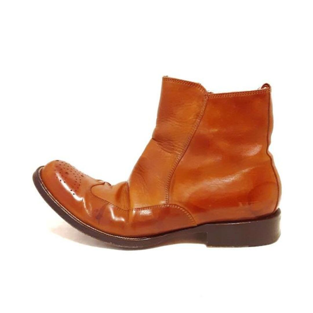 DSQUARED2(ディースクエアード)のDSQUARED2(ディースクエアード) ショートブーツ 39 1/2 メンズ - ブラウン ウィングチップ レザー メンズの靴/シューズ(ブーツ)の商品写真