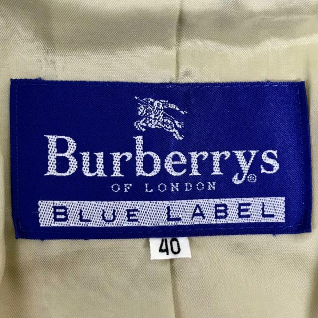 BURBERRY BLUE LABEL(バーバリーブルーレーベル)のBurberry Blue Label(バーバリーブルーレーベル) コート サイズ40 M レディース - ベージュ 長袖/秋/春 レディースのジャケット/アウター(その他)の商品写真