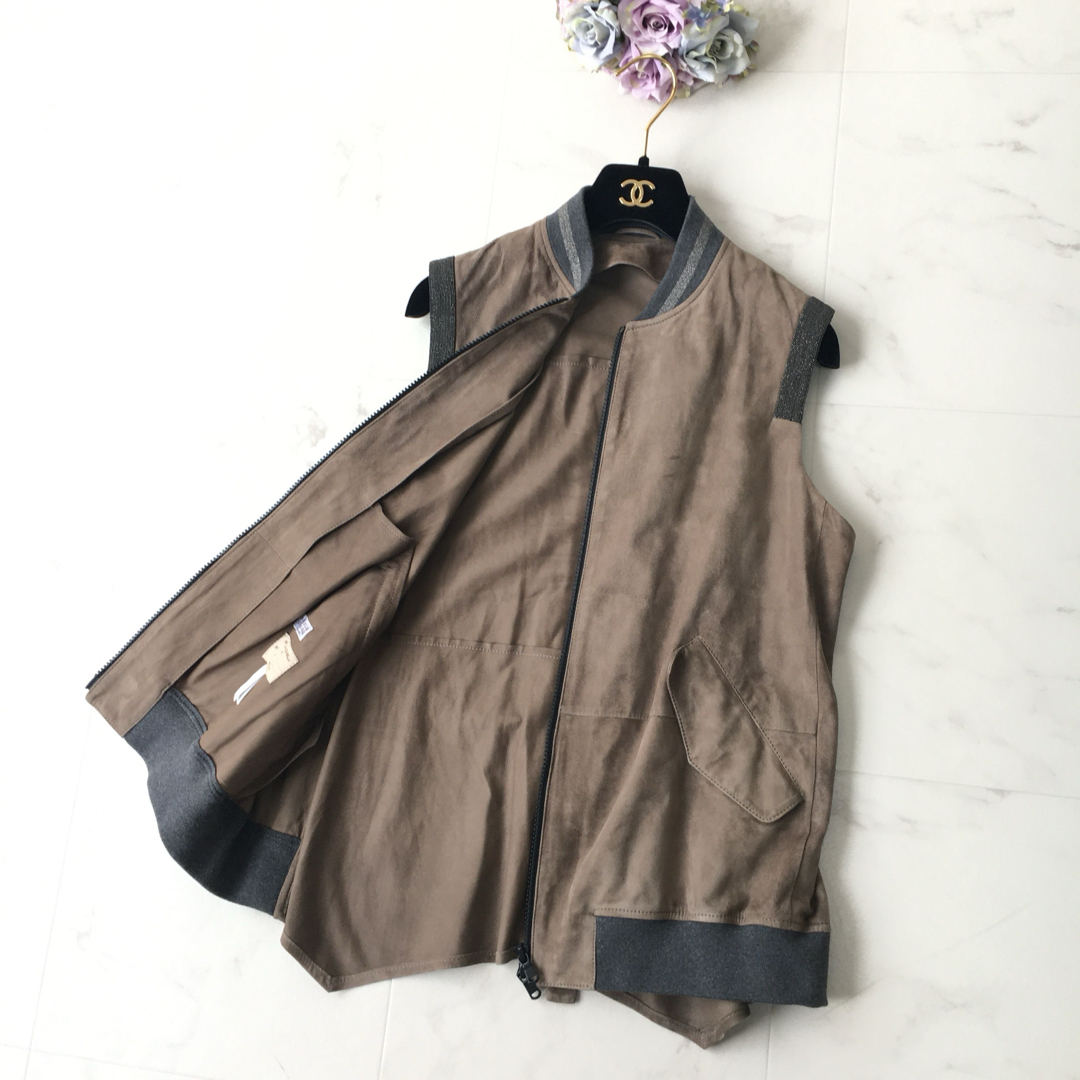 BRUNELLO CUCINELLI(ブルネロクチネリ)の美品　BRUNELLO CUCINELLI ブルネロクチネリ　モニーレ　ベスト レディースのトップス(ベスト/ジレ)の商品写真