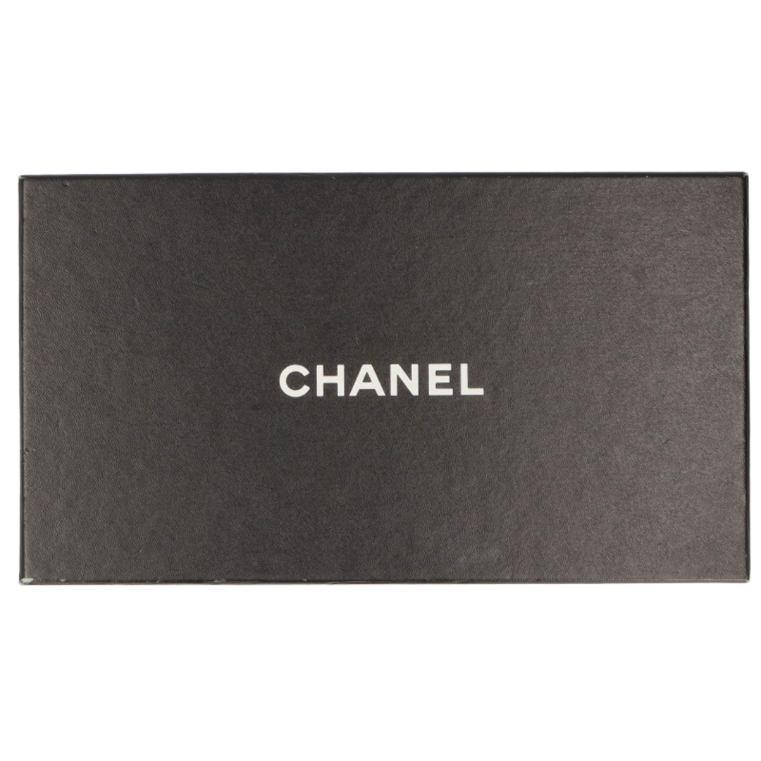 CHANEL(シャネル)のシャネル チェーン アクセサリーポーチ  ラムスキン レディースハンドバッグ
 ブラック【中古】 レディースのバッグ(ハンドバッグ)の商品写真