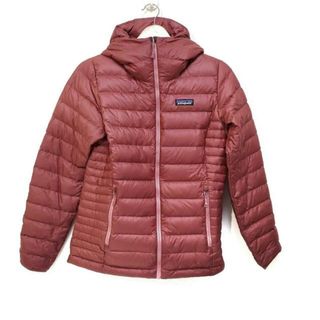 パタゴニア(patagonia)のPatagonia(パタゴニア) ダウンジャケット サイズXS レディース - レッド 長袖/秋/冬 ポリエステル(ダウンジャケット)