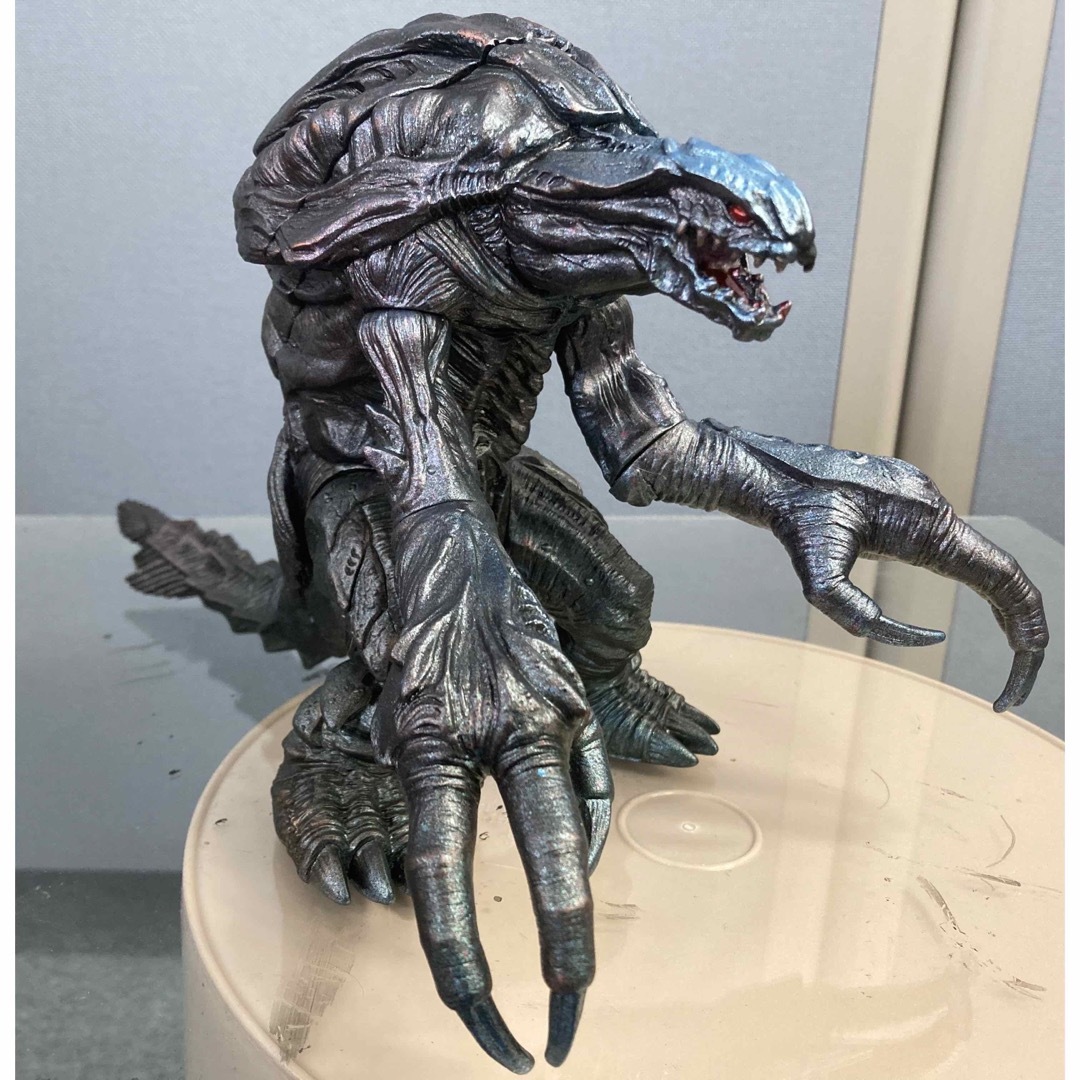 【値下げ】 リペイントの通販 オルガ ゴジラ怪獣 by shop|ラクマ 紙飛行機羽羽s ゴジラ