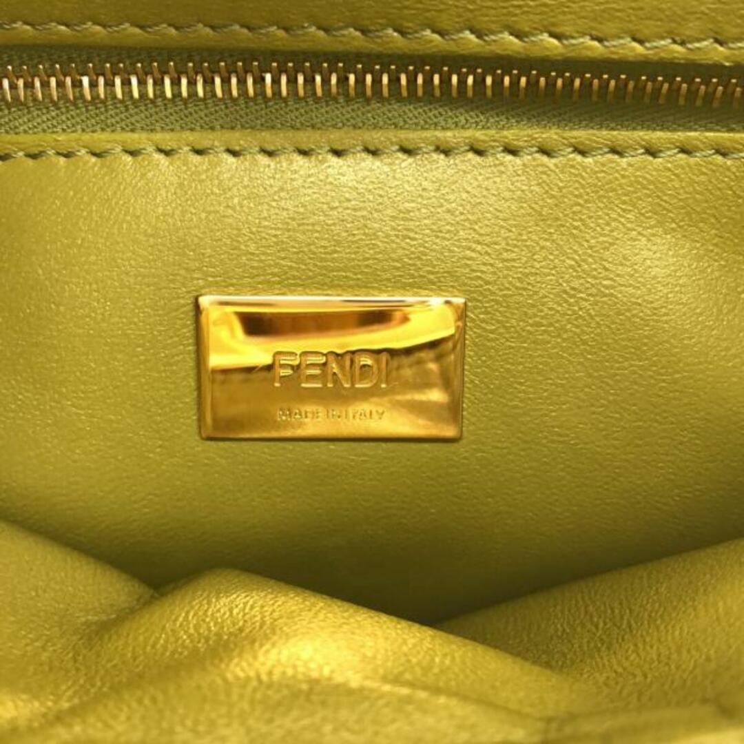 FENDI(フェンディ)のFENDI(フェンディ) ショルダーバッグ - 8BP118 グリーン×ゴールド ゴールド金具/チェーンショルダー スエード×金属素材 レディースのバッグ(ショルダーバッグ)の商品写真