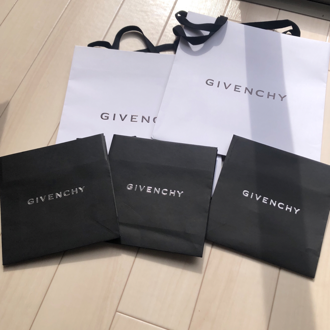 GIVENCHY(ジバンシィ)のジバンシー　ショッパー レディースのバッグ(ショップ袋)の商品写真