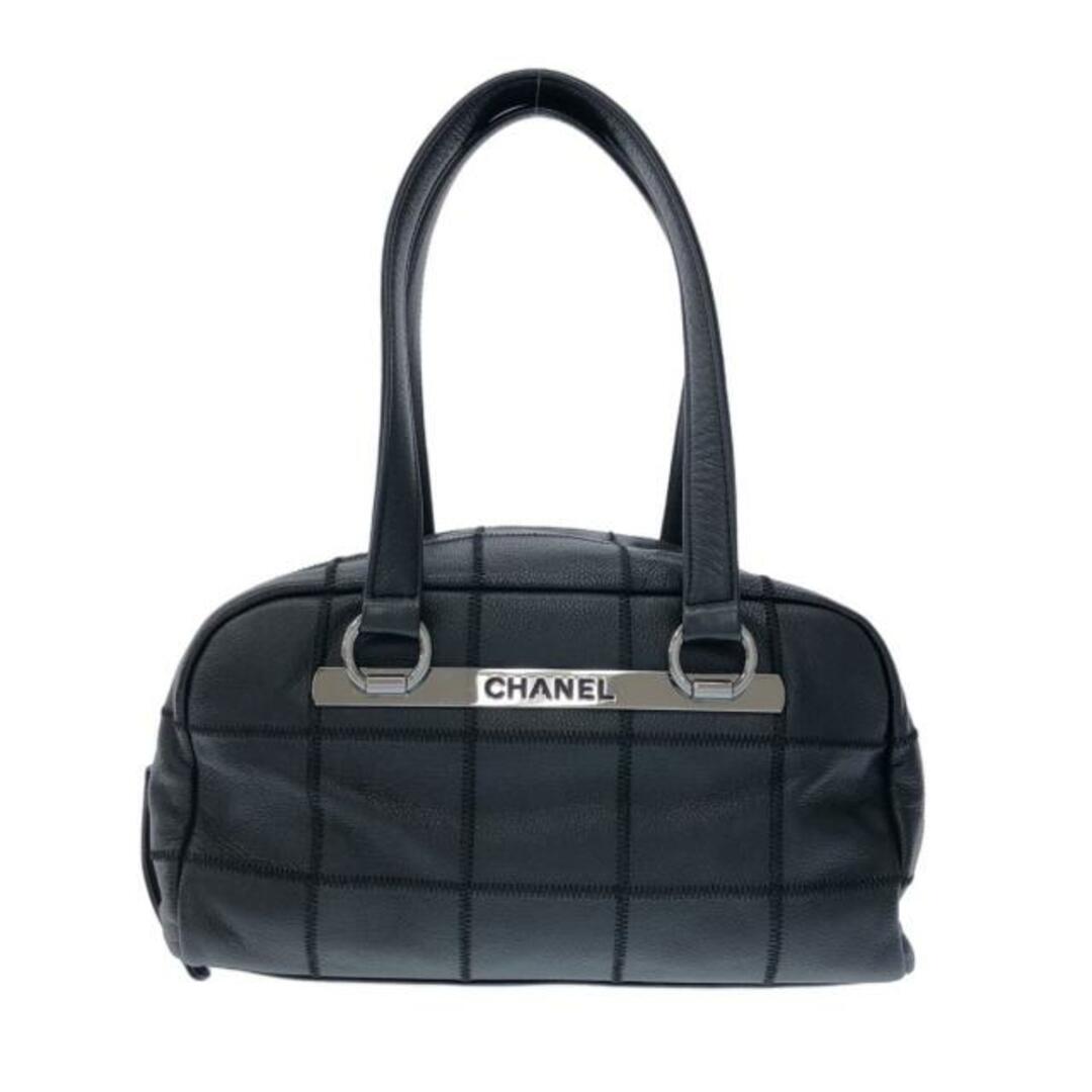 CHANEL(シャネル)のCHANEL(シャネル) ショルダーバッグ チョコバーステッチ A26135 黒 シルバー金具 ソフトキャビアスキン レディースのバッグ(ショルダーバッグ)の商品写真