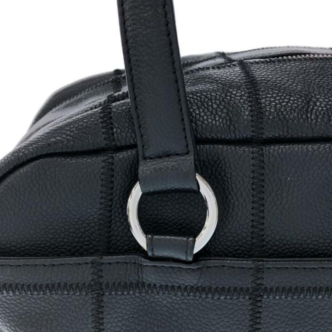 CHANEL(シャネル)のCHANEL(シャネル) ショルダーバッグ チョコバーステッチ A26135 黒 シルバー金具 ソフトキャビアスキン レディースのバッグ(ショルダーバッグ)の商品写真