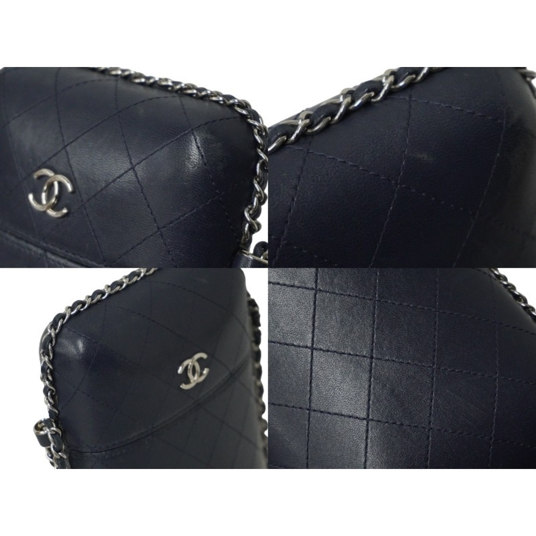 CHANEL(シャネル)のCHANEL シャネル フォンケース チェーンショルダーバッグ 25番台 ネイビー シルバー金具 美品 中古 61692 レディースのバッグ(その他)の商品写真