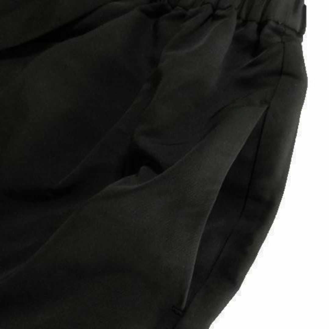 ブロードゥリー&コー フレアスカート 光沢感 F 黒 210205MN6A レディースのスカート(ミニスカート)の商品写真