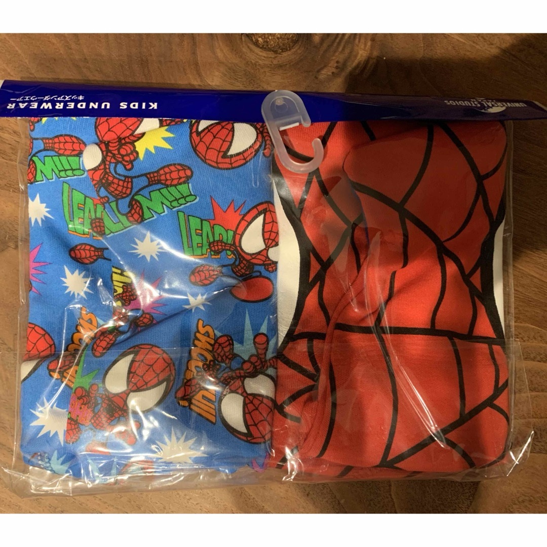 USJ(ユニバーサルスタジオジャパン)のスパイダーマン　USJ ボクサーパンツ　アンダーウェア　120 キッズ/ベビー/マタニティのキッズ服男の子用(90cm~)(下着)の商品写真