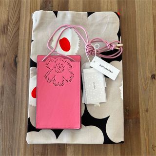 マリメッコ(marimekko)の【新品】マリメッコスマホショルダー　正規品(ショルダーバッグ)